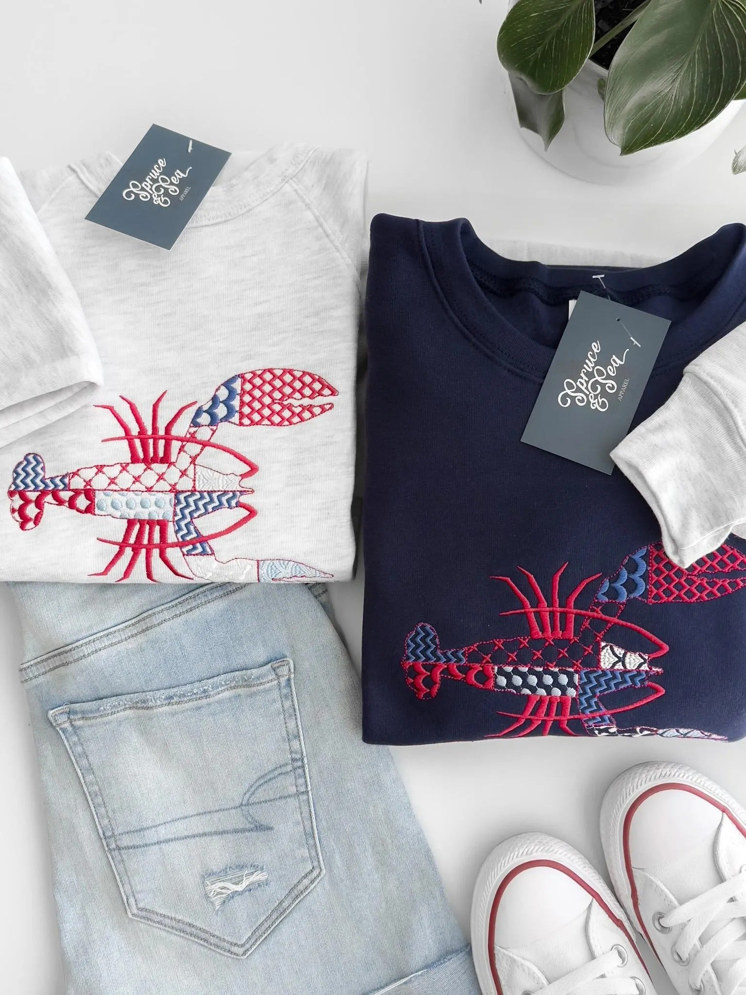 Lobster Patchwork Style Embroidered Sweatshirt, Lightweight Summer Nautical Crewneck Lobster Patchwork Style Embroidered Sweatshirt, Lightweight Summer Nautical Crewneck